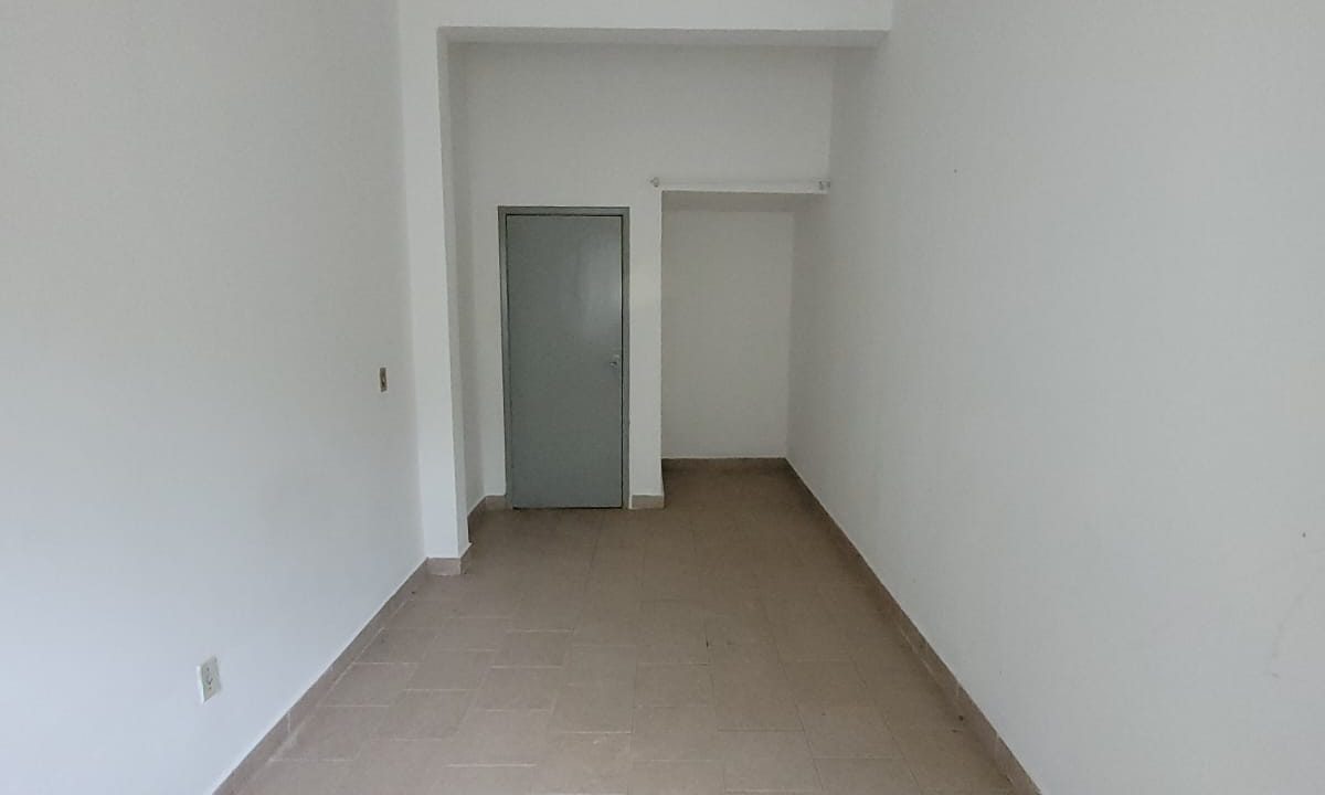 WhatsApp Image 2023-04-19 at 16.37.43(2)