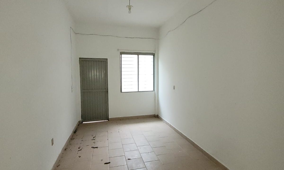 WhatsApp Image 2023-04-19 at 16.37.44(2)