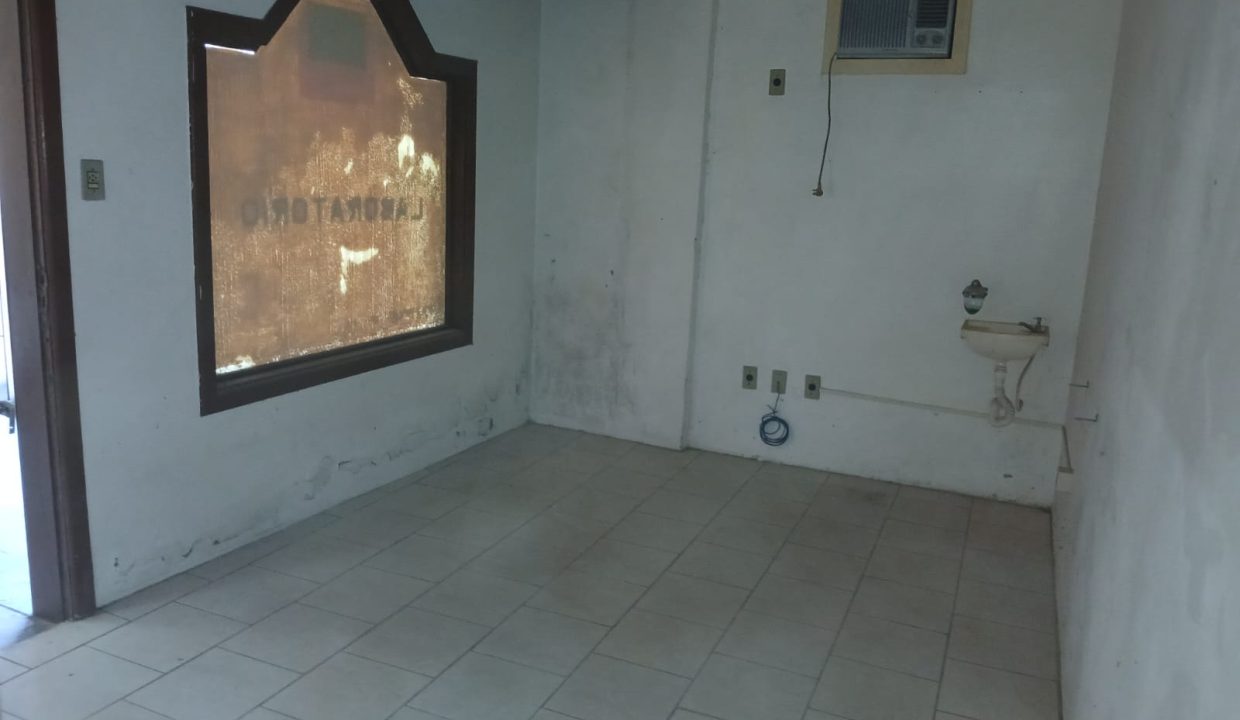 WhatsApp Image 2025-10-21 at 10.41.02